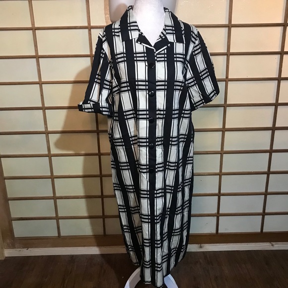 Vintage Dresses & Skirts - Vintage volup 50s shift dress plus black white Vintage Dresses & Skirts - Vintage volup 50s shift dress plus black white